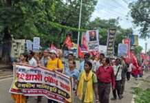 মাসের প্রথম সপ্তাহেই অস্থায়ী পৌর কর্মী ও মজদুরদের বেতন ও পেনশনারদের পেনশন প্রদান-সহ পাঁচ দফা দাবীতে বাঁকুড়ার জেলা শাসককে গণ-ডেপুটেশন দিলেন বাঁকুড়া, বিষ্ণুপুর ও সোনামুখীর পৌর কর্মী ও মজদুরেরা