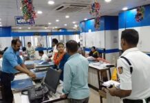 জন্ম-মৃত্যু শংসাপত্রে দুর্নীতি ইস্যুতে রাজ্যজুড়েই তল্লাশি, হাওড়া পুরসভাতেও পুলিশি অভিযান